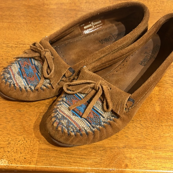 Minnetonka Suede Woven Moccasins - Picture 3 of 7